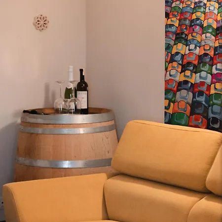 Konukevi Corte Castello