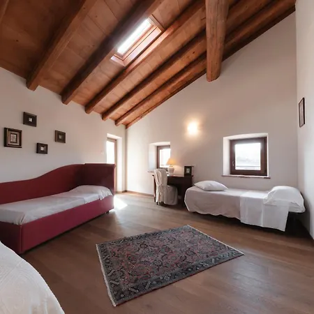 Konukevi Corte Castello Affi
