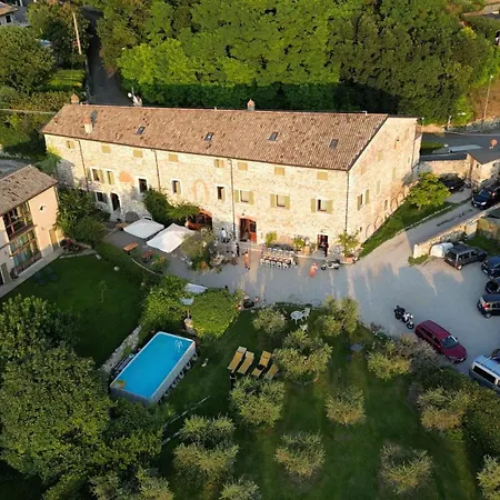 Konukevi Corte Castello 2*